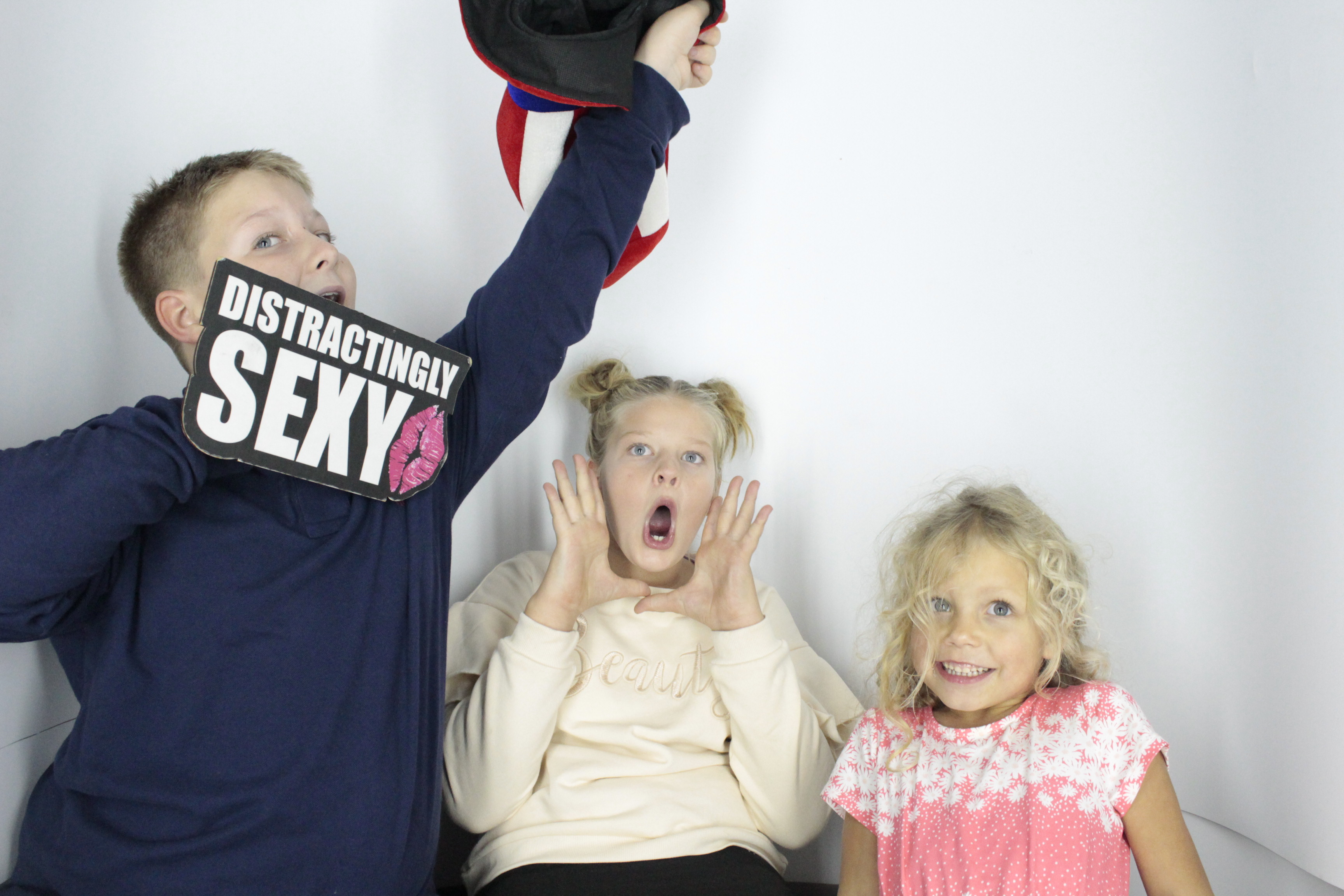 Isobel 18th Birthday Party  | View more photos from the event at gallery.myphotoboothexperience.co.uk/u/MyPhotoBoothExperienceLtd/Isobel-18th-Birthday-Party